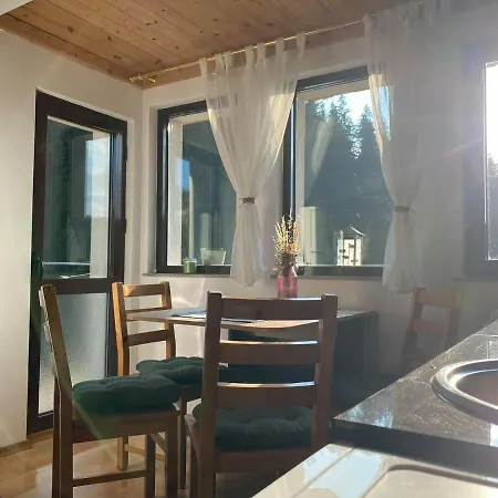 Lägenhet Escape House Stoykite