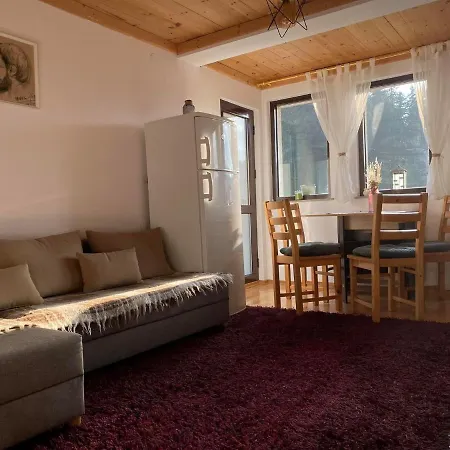 Escape House Lägenhet *