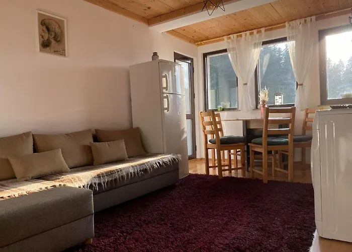 Escape House Apartment *