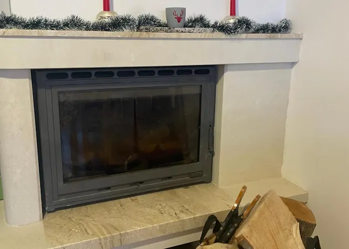 Escape House Stoykite